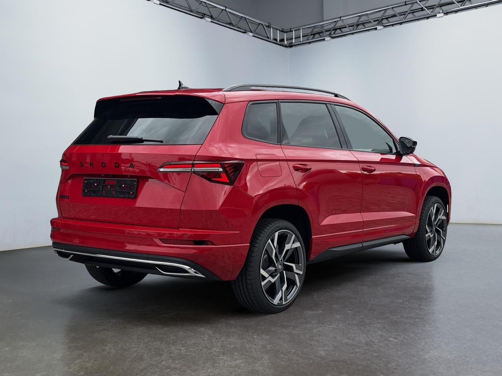 Skoda Karoq 1,5 TSI DSG Sportline 2ZKlimaautomatik ...