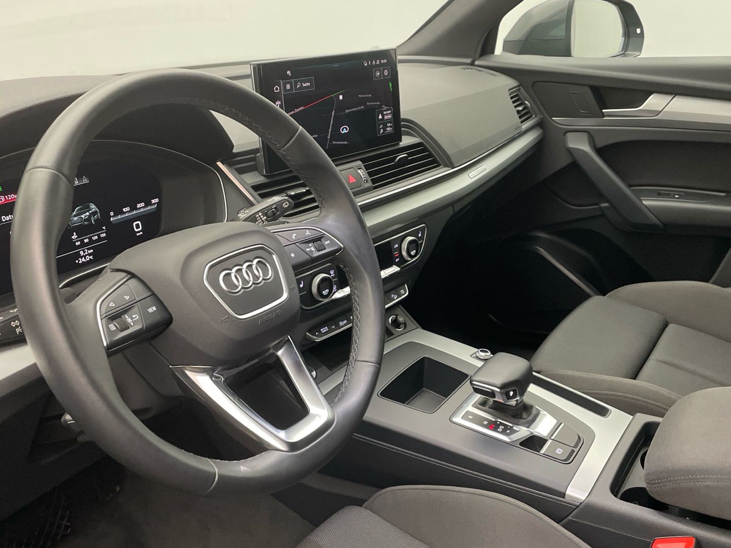 Audi Q5 S line 40 TDI quattro - Samsaru's Car Outlet