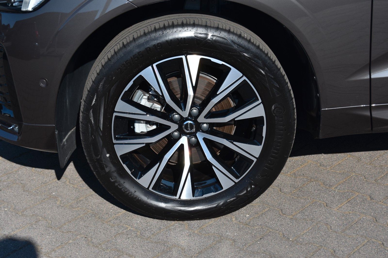Volvo XC60 Plus Dark AWD ACC/LED/AHKs/HKSound/360CAM