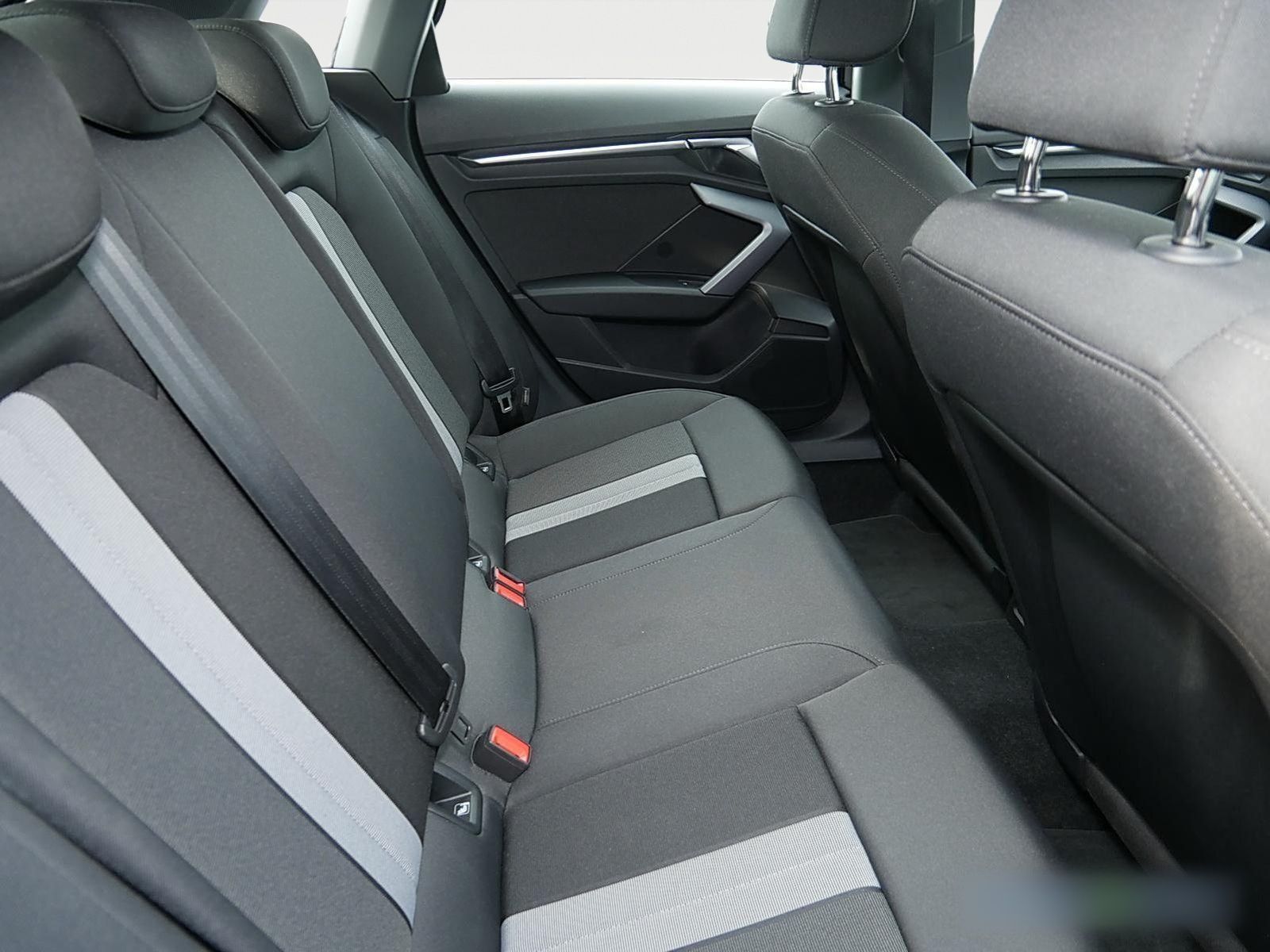 Audi A3 Sportback 35 TFSI Advanced - Samsaru's Car Outlet