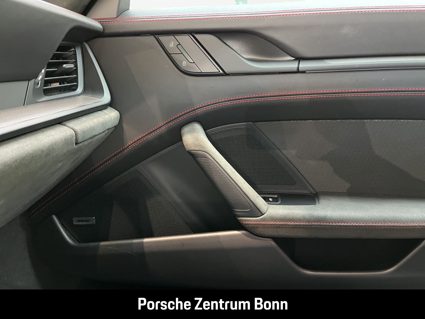 Porsche 992 911 Carrera 4 GTS Liftsystem Vorderachse BOS