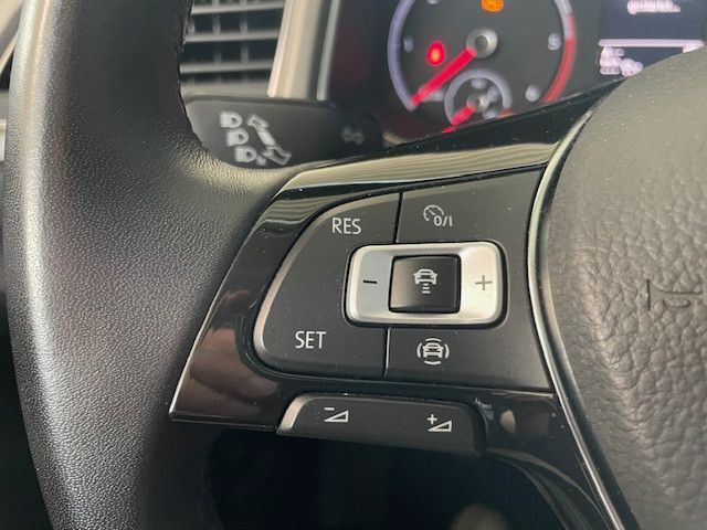 Volkswagen T-ROC Style - Samsaru's Car Outlet
