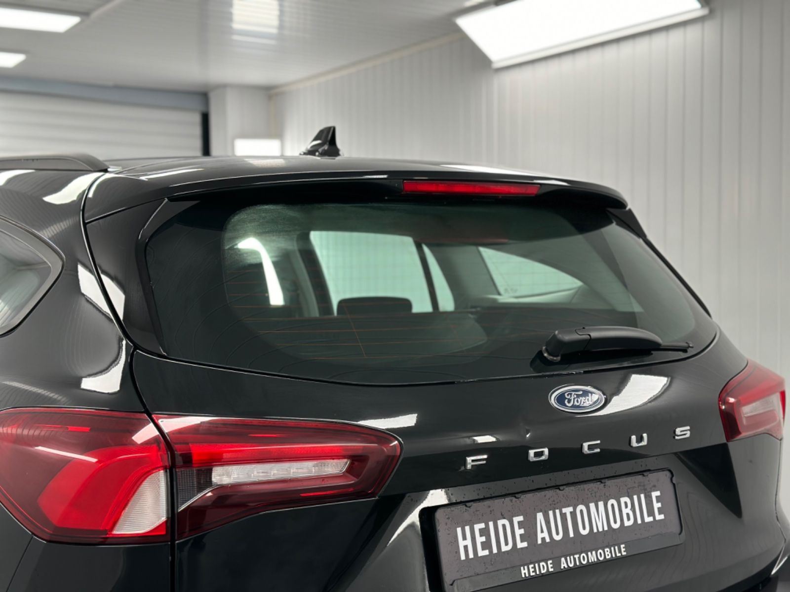 Ford Focus Turnier - Samsaru's Car Outlet