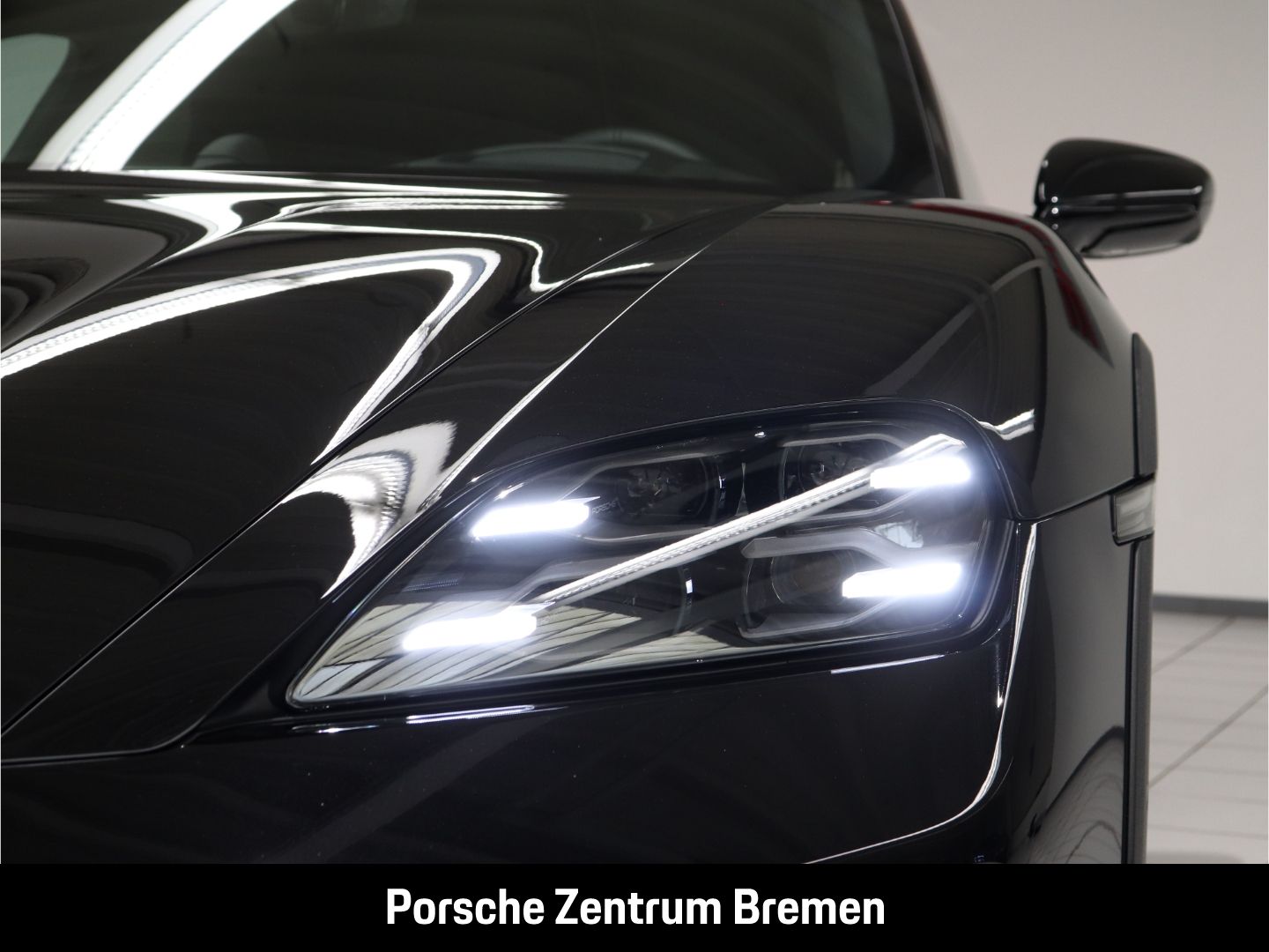 Porsche Taycan 4 Cross Turismo Sportpaket Panorama  Bose