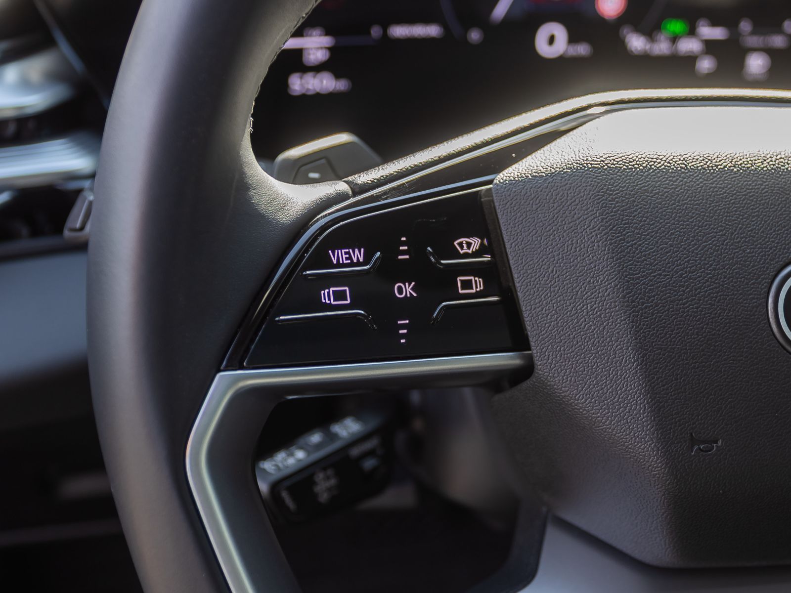Audi A6 Avant S line TDI qu Stronic Navi Matrix Panor