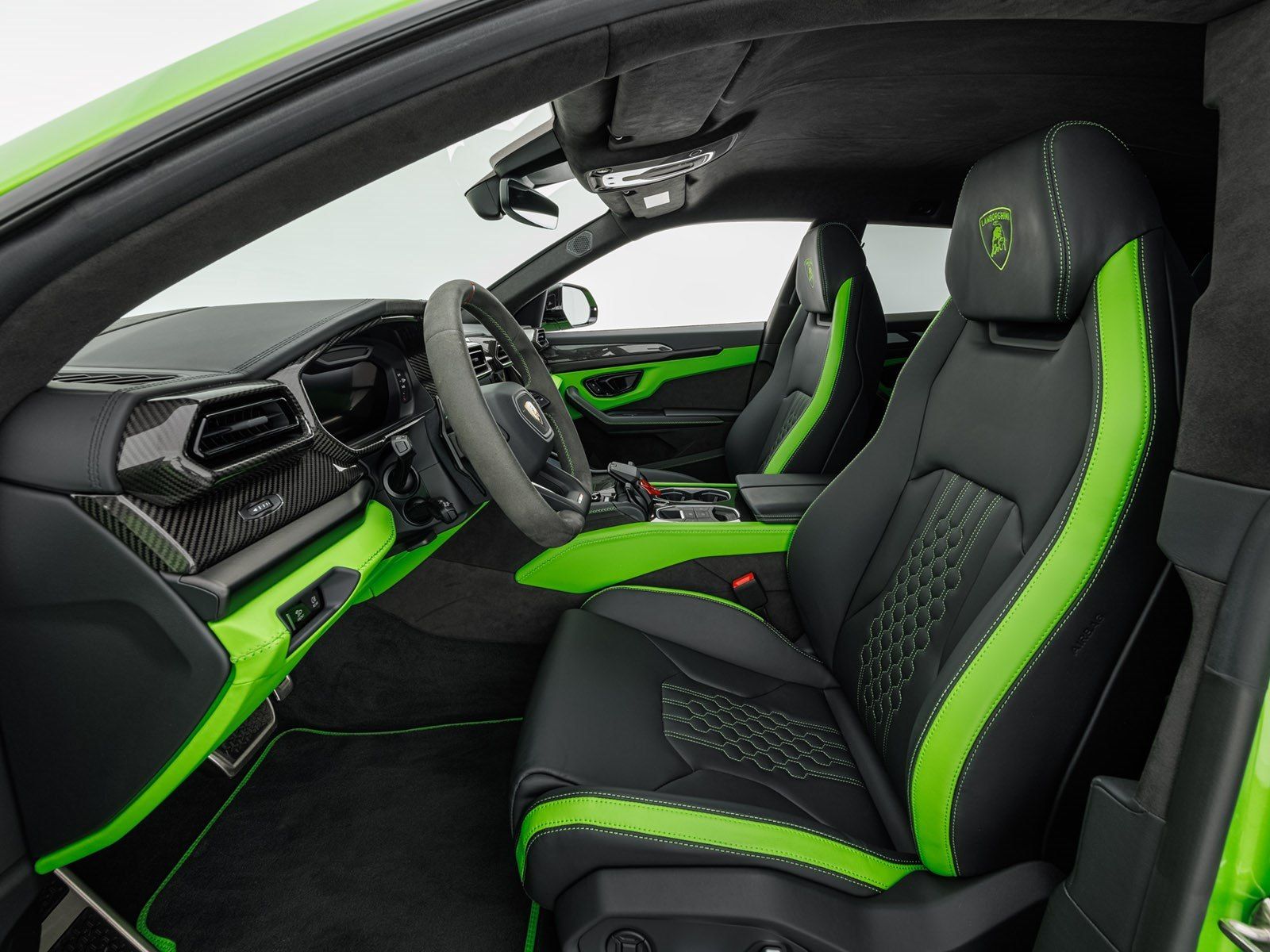 Lamborghini Urus SE - Samsaru's Car Outlet