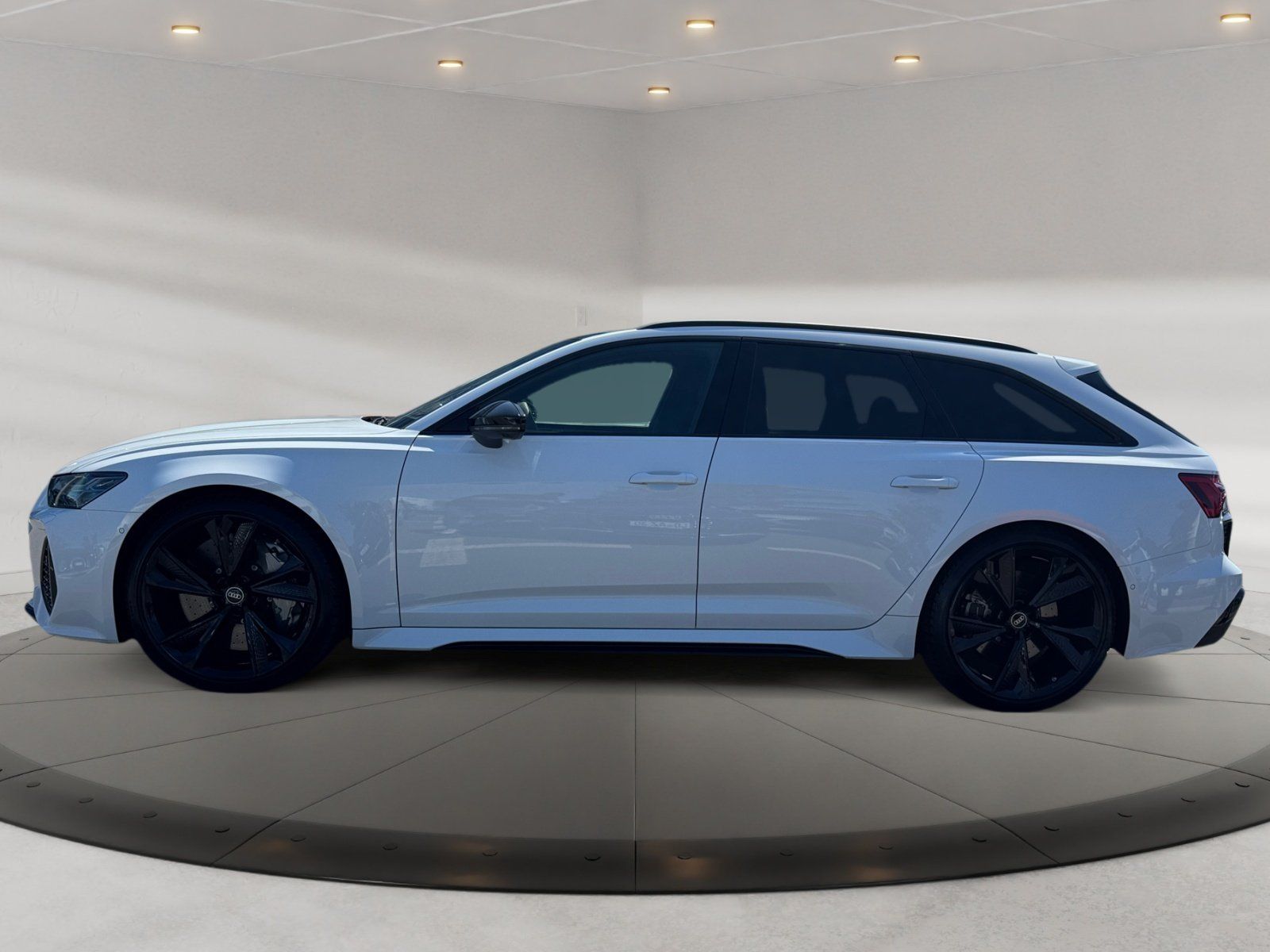 Audi RS6 Avant BO,matrix,360,HUD,Kam.,Keramik,Laser