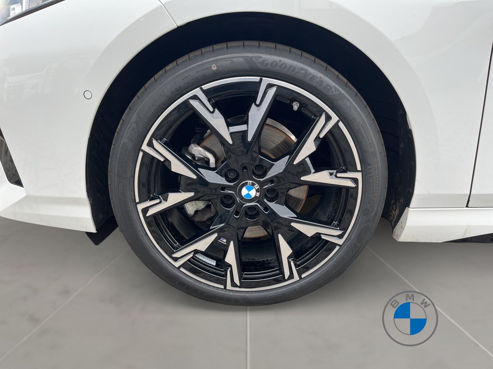 BMW 120 M Sport 19" AHK Pano Memory H/K
