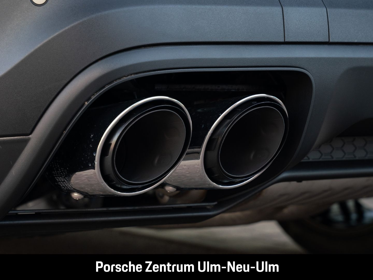 Porsche Cayenne E-Hybrid BOSE LED-Matrix Panoramadach