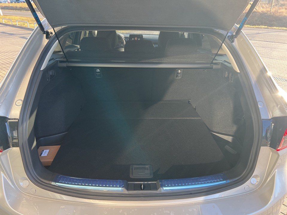 Mazda 6 EXCLUSIVE LogIn BOSE Sitzheizung 360° Leder Au