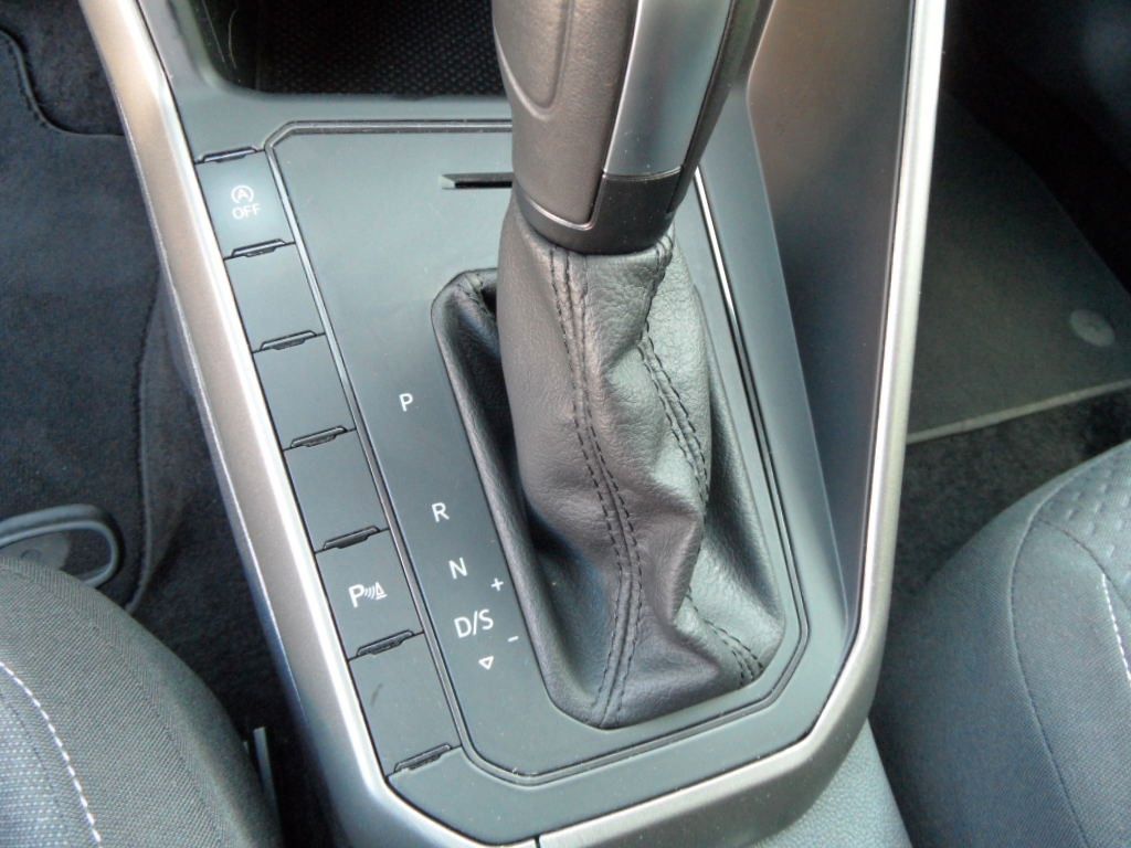 Volkswagen Polo 1.0 TSI Comfortline - Samsaru's Car Outlet