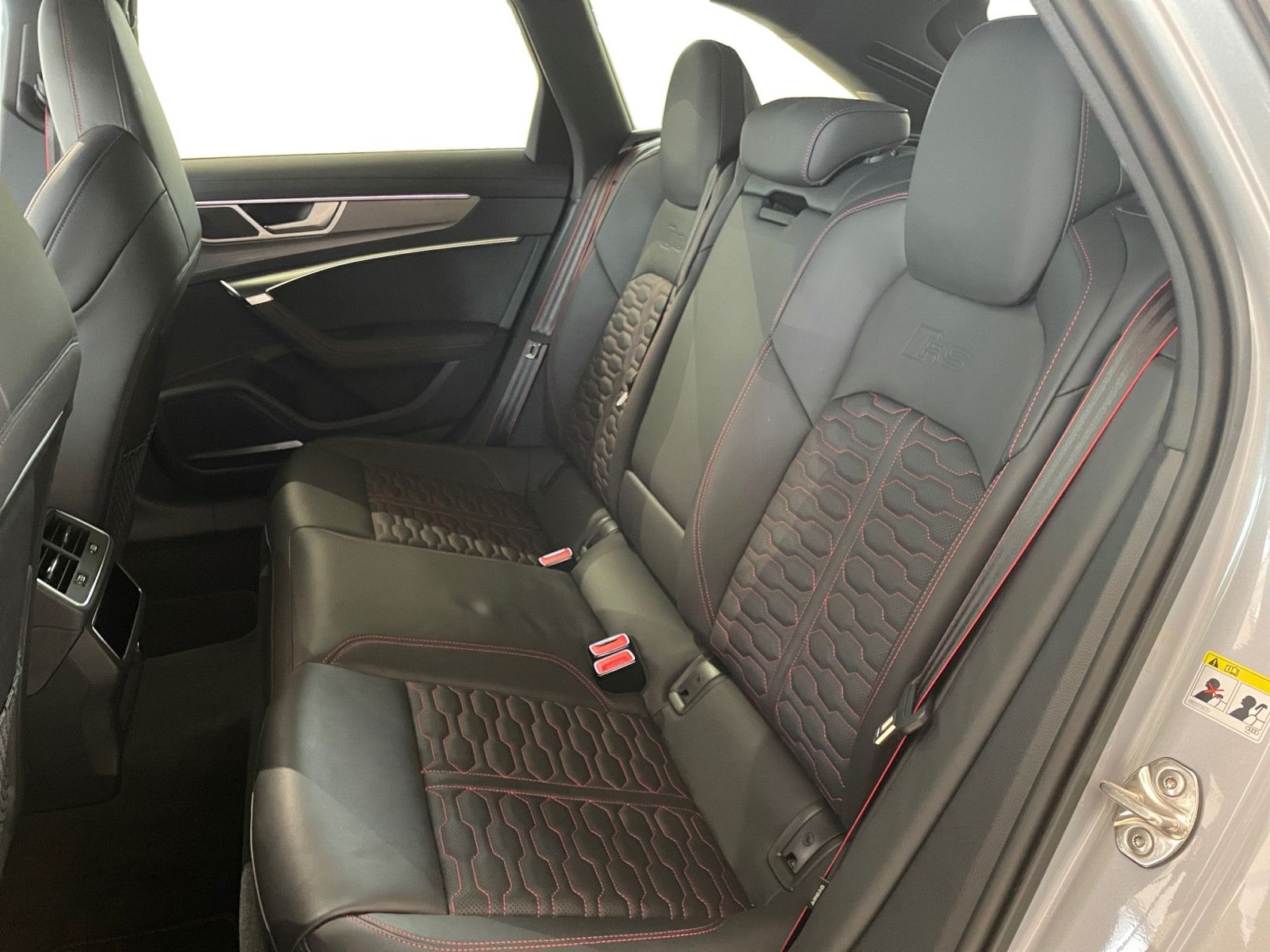 Audi RS 6 Avant performance AHK Pano Standh HD Matrix
