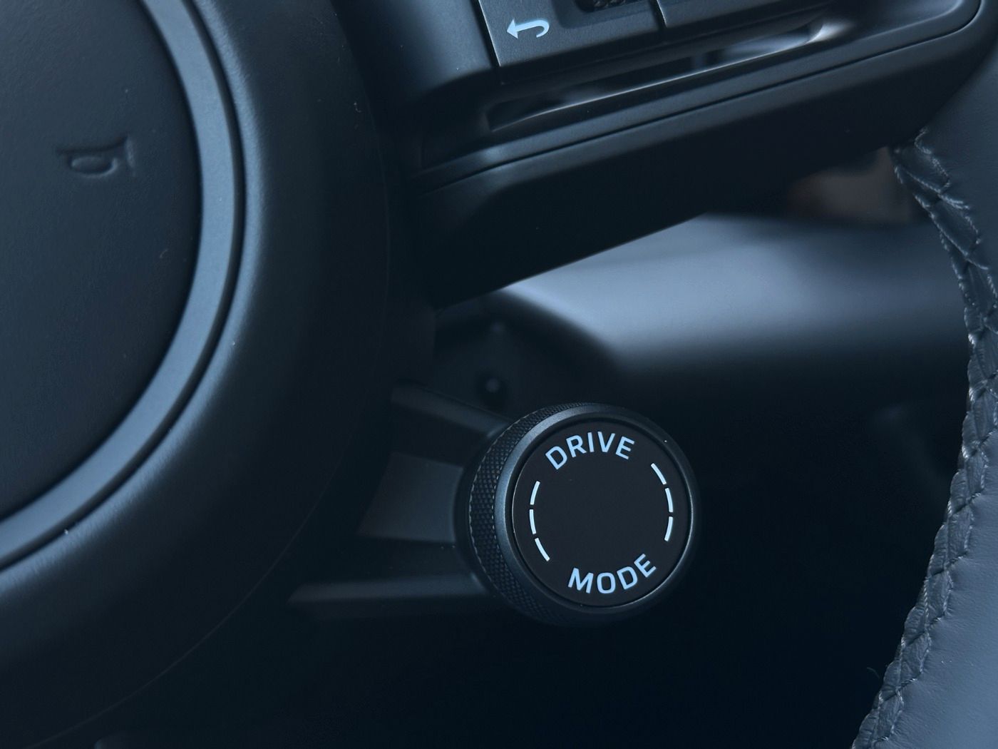 Porsche Macan - Samsaru's Car Outlet