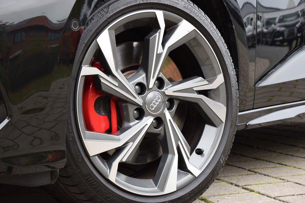 Audi A3 Sportback 45 TFSI e S-tr. *S-line*Matrix*HuD*