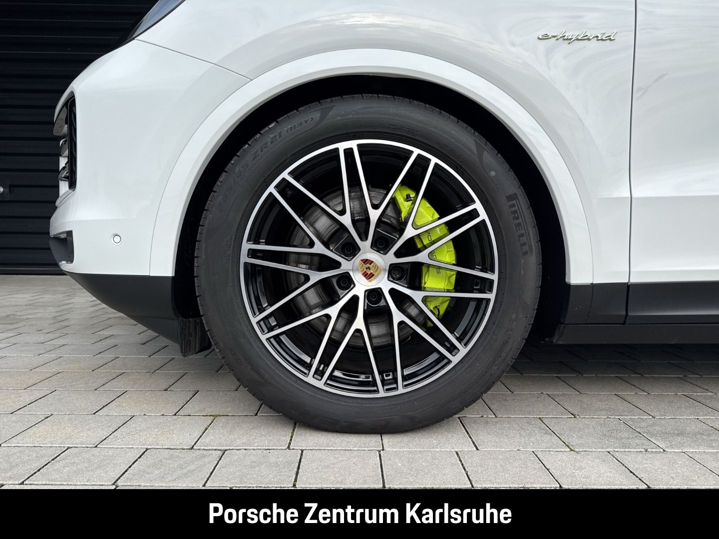 Porsche Cayenne E-Hybrid BOSE LED-Matrix Panoramadach