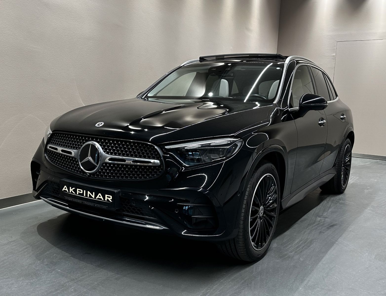 Mercedes-Benz GLC200 AMG LINE 4M *1.HAND*BURMESTER*PANO*360°*
