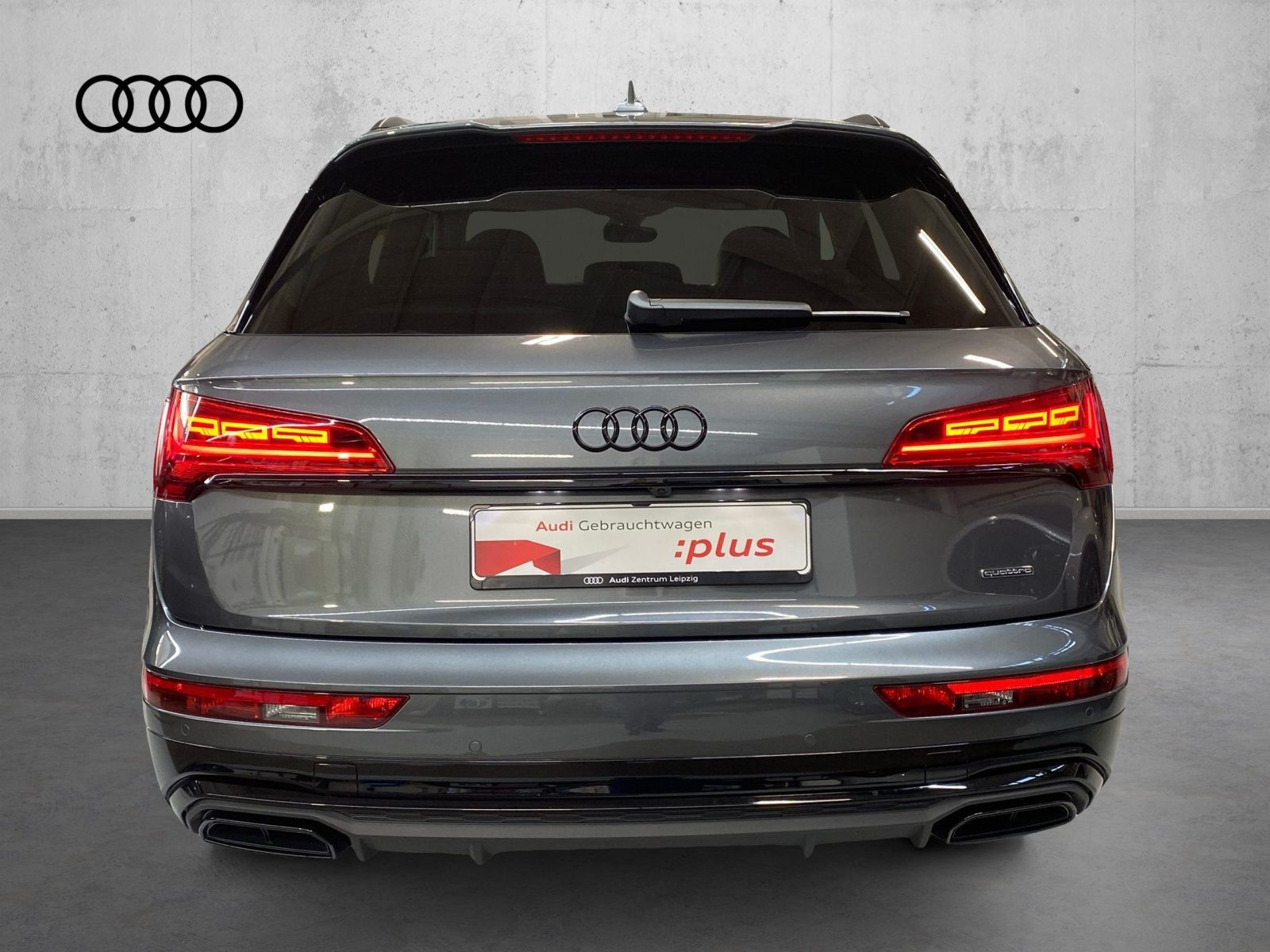 Audi Q5 40 TDI q. S line - Samsaru's Car Outlet