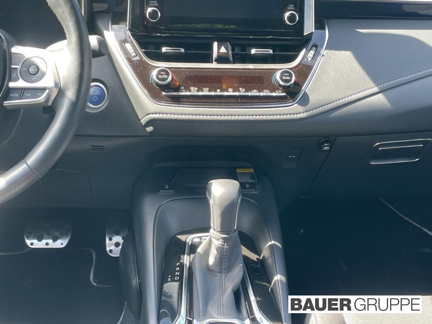 Toyota Corolla Hybrid Club 2.0 - Samsaru's Car Outlet