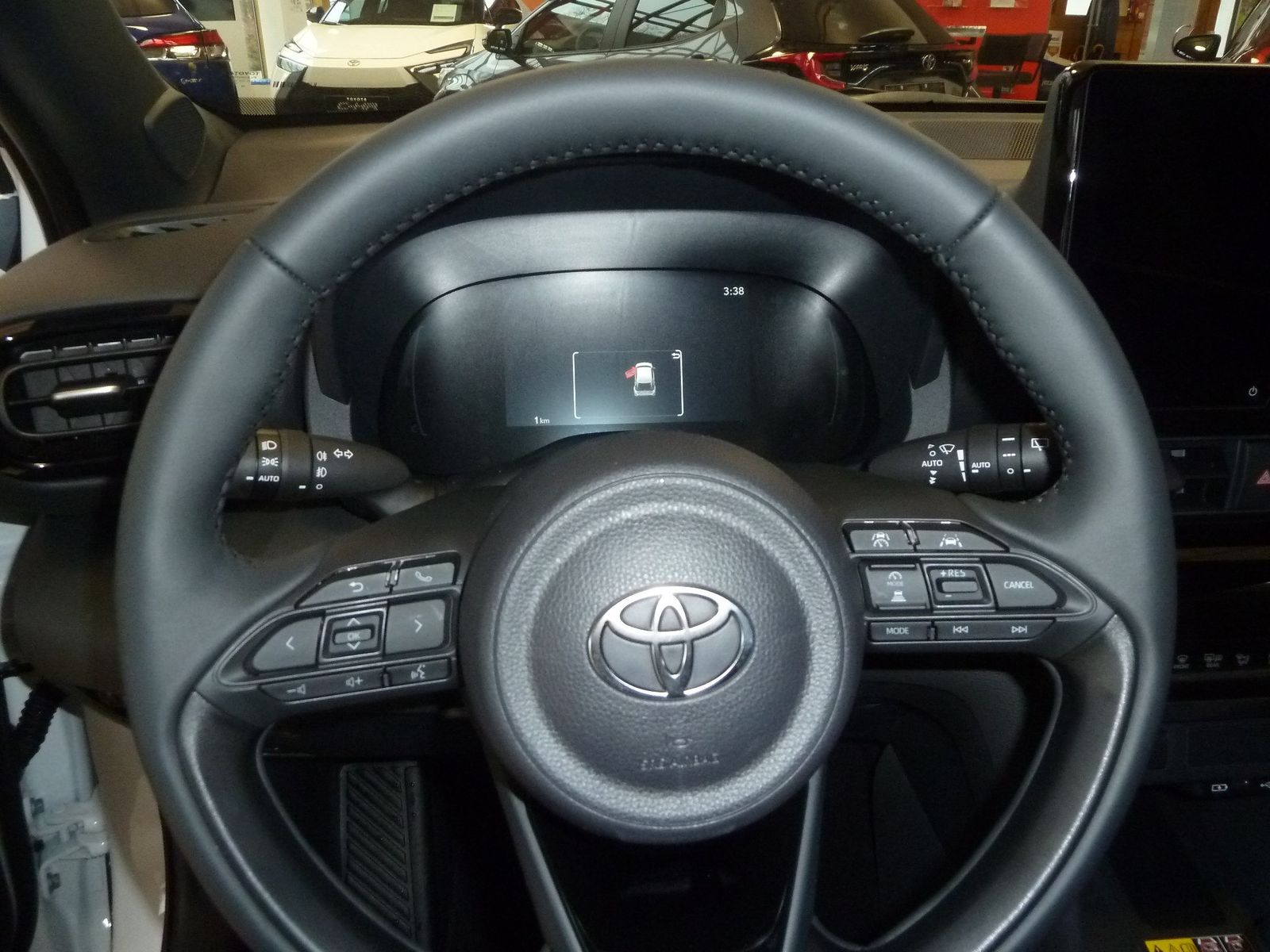 Toyota Yaris Cross Hybrid Teamplayer *Winterpaket*