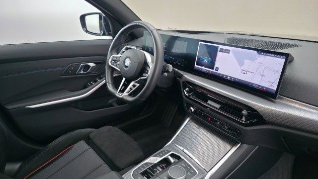BMW 318i Touring M Sport AHK Panorama !Facelift!