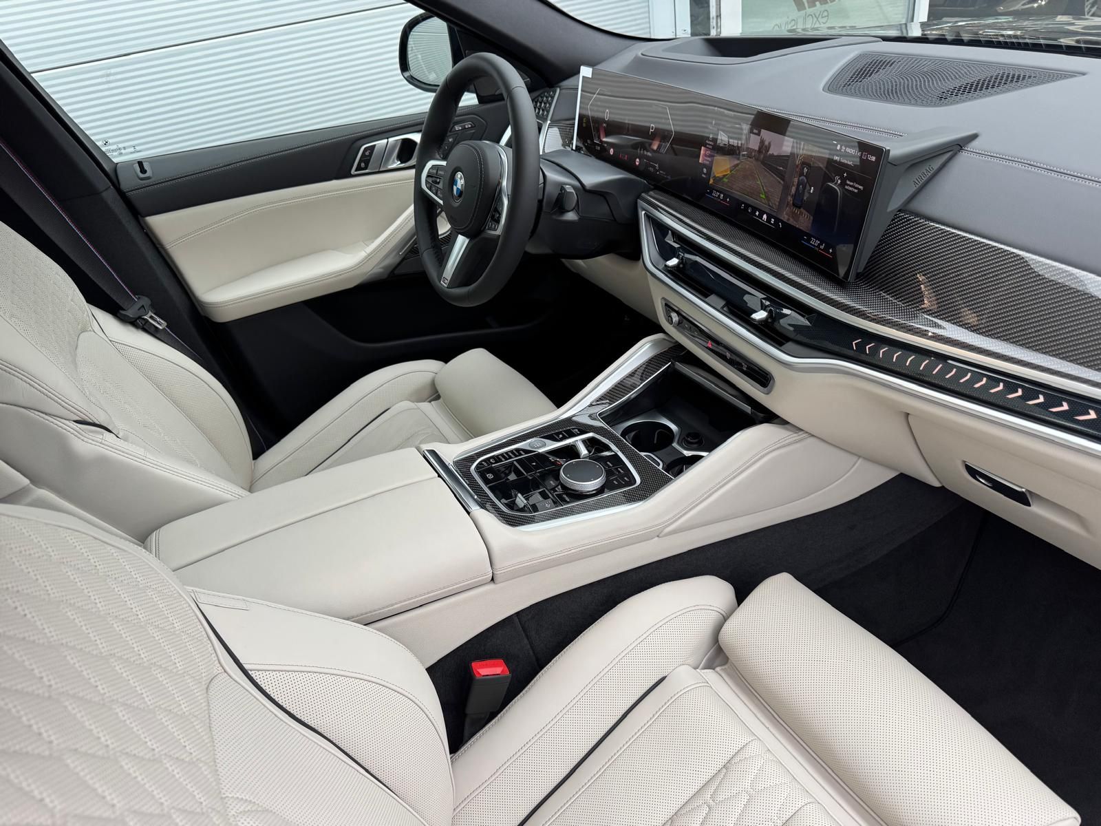 BMW X6 30d M SPORT PRO.LUFTFEDER.SOFTCL.H/K.AHK.22"