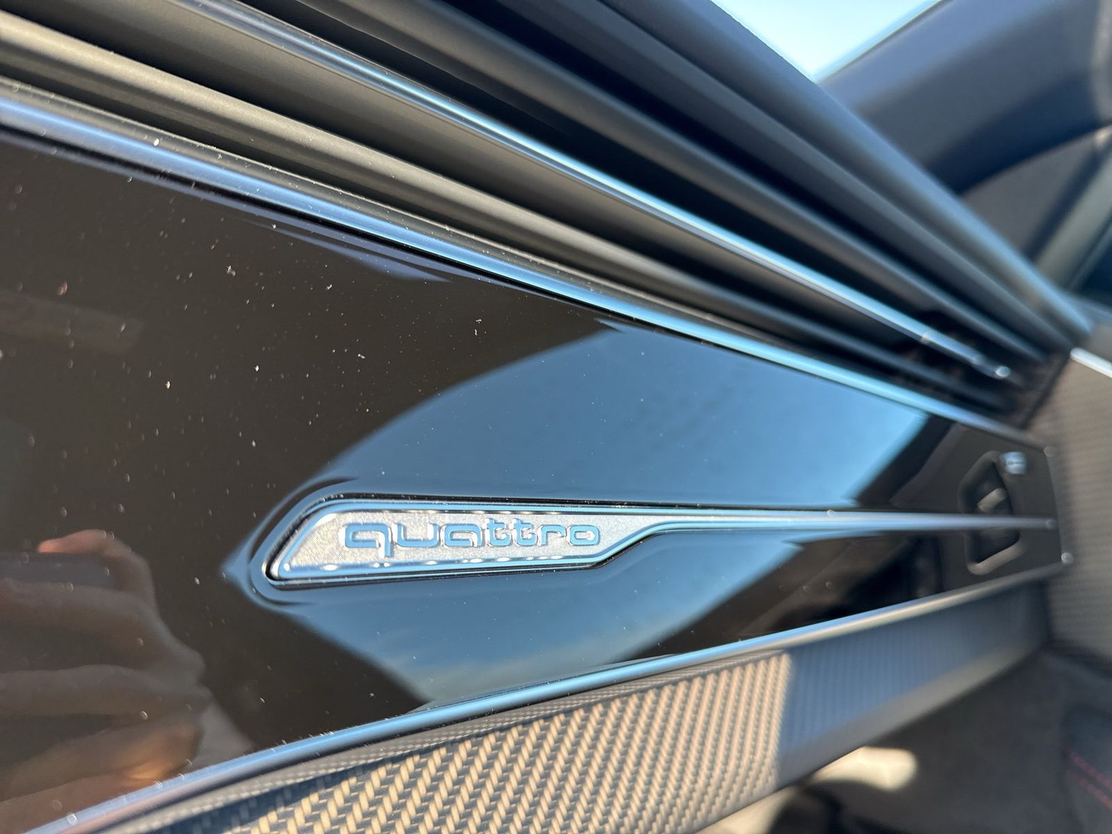 Audi RS Q8 SUV performance tiptr. Vmax305 Stdhz PANO