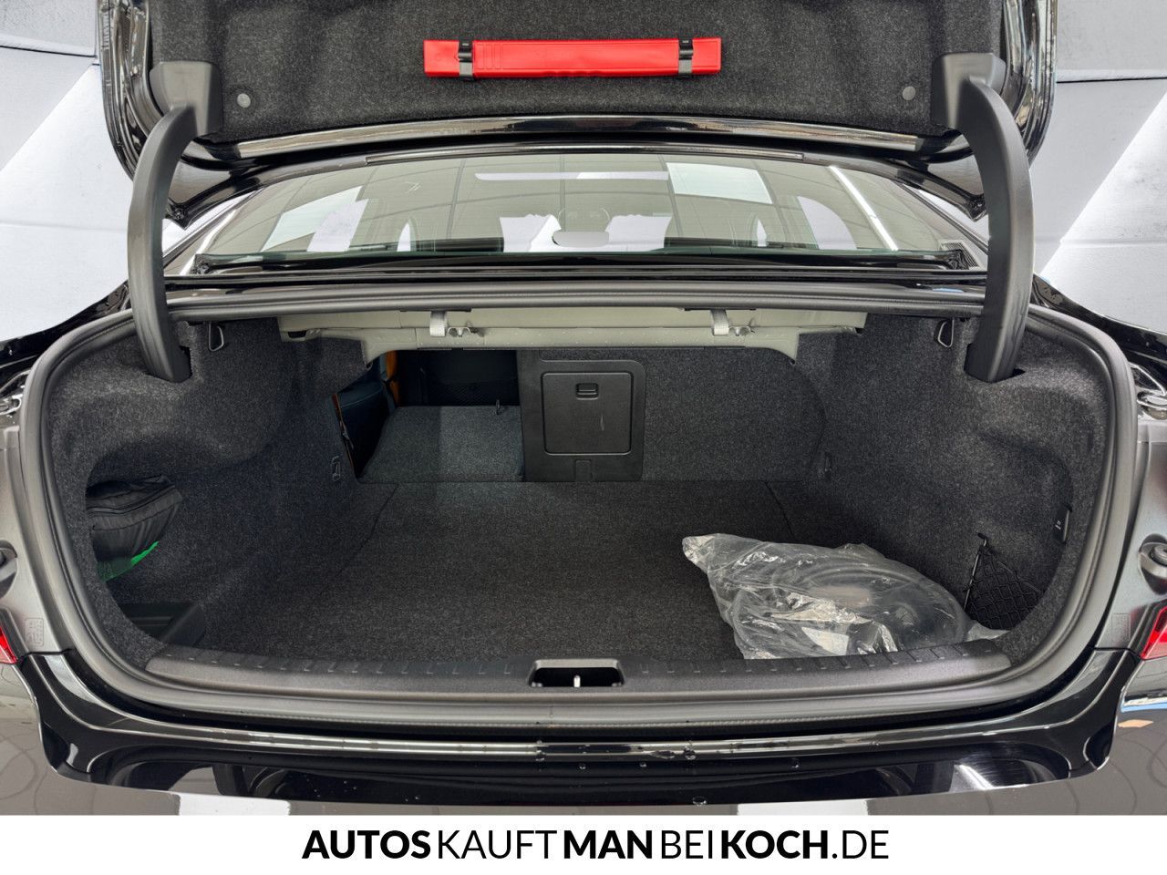 Volvo S60 T8 Plug-In AWD Polestar Engineered HIGH- END
