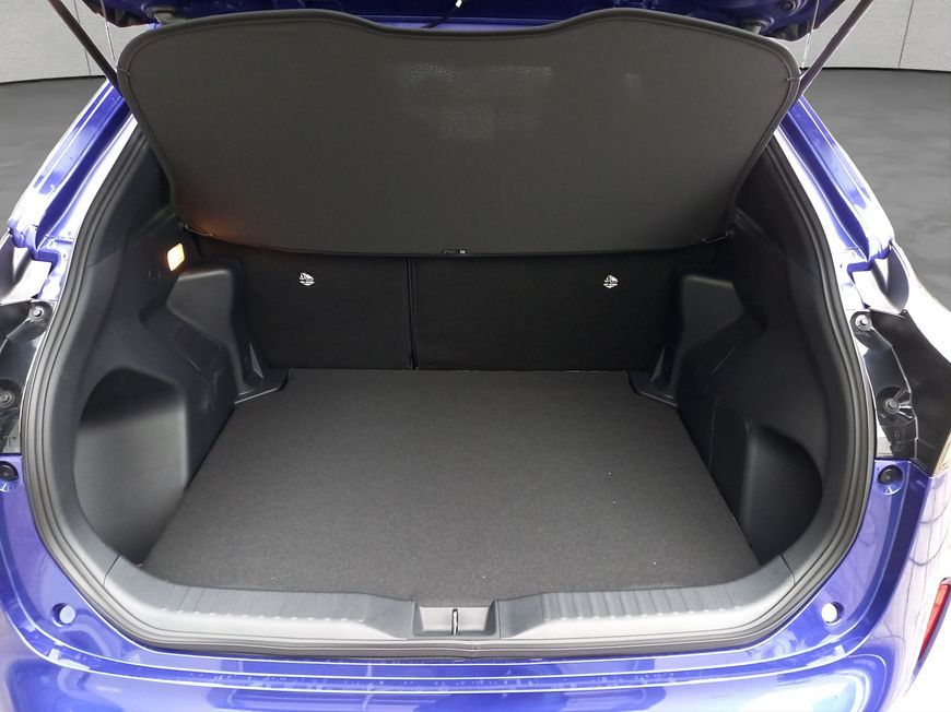 Toyota Yaris Cross Teamplayer Safety-Paket Winter-Paket