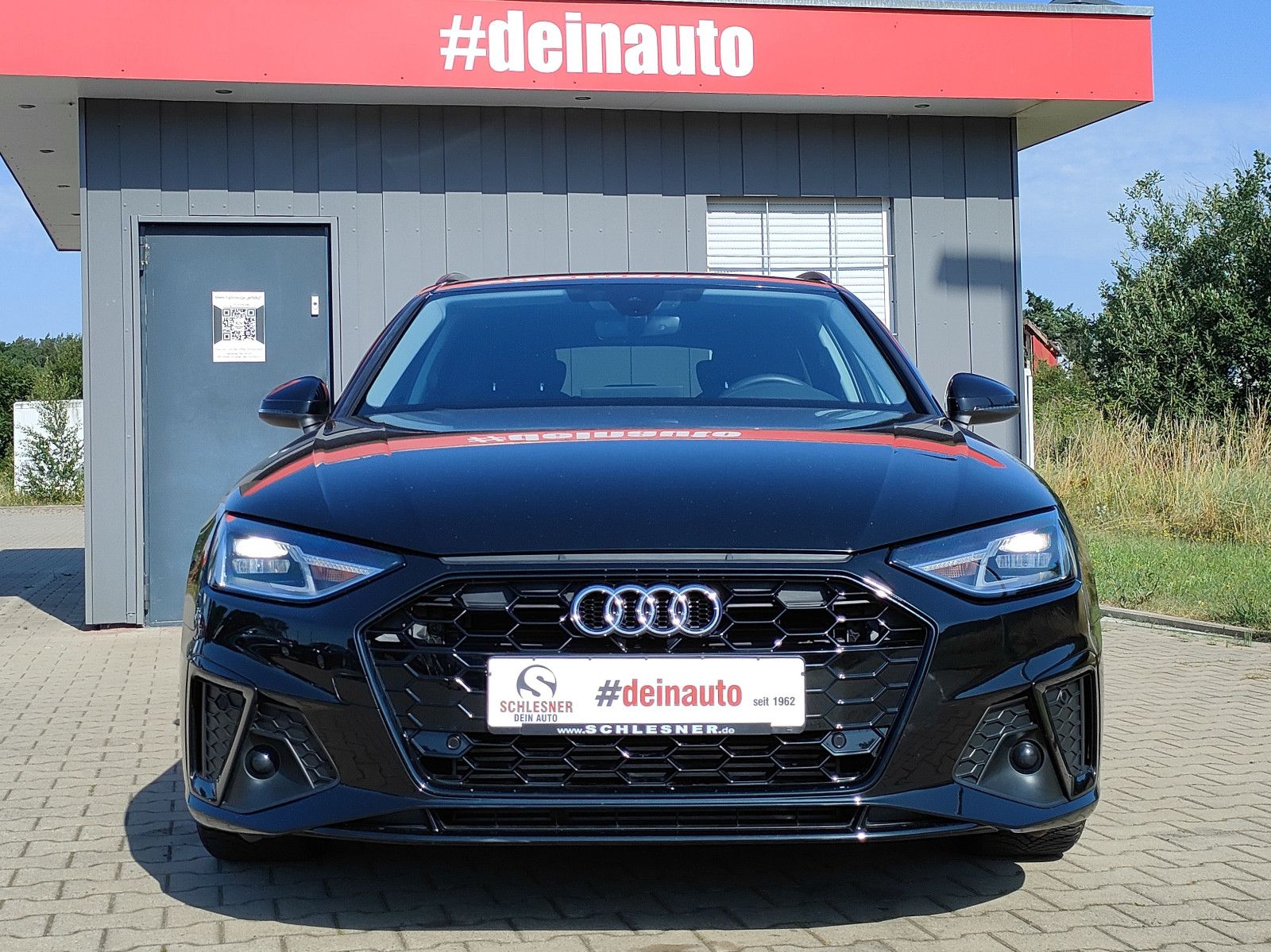 Audi A4 Avant 35 TFSI S line - Samsaru's Car Outlet