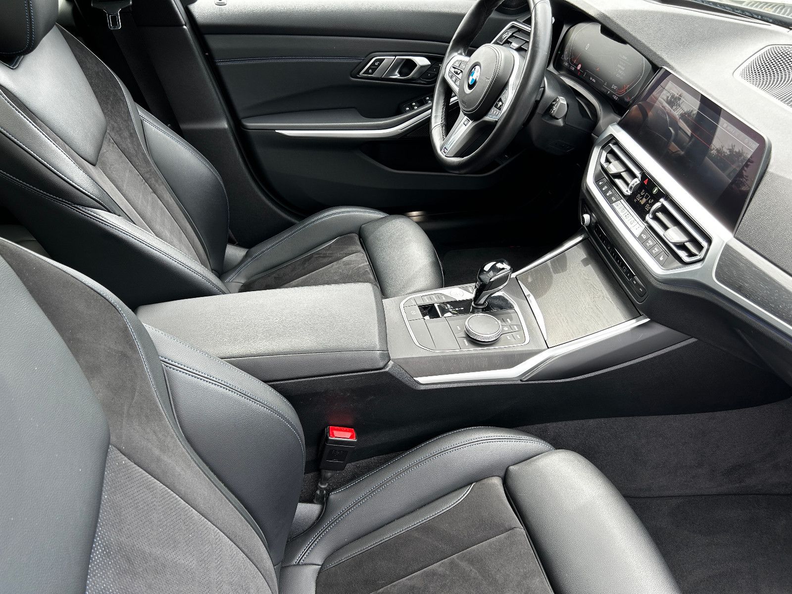 BMW 320 d Touring M Sport - Samsaru's Car Outlet