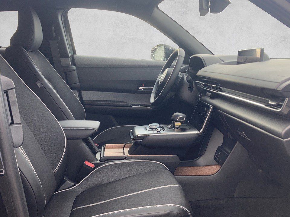 Mazda MX-30 e-SKYACTIV R-EV