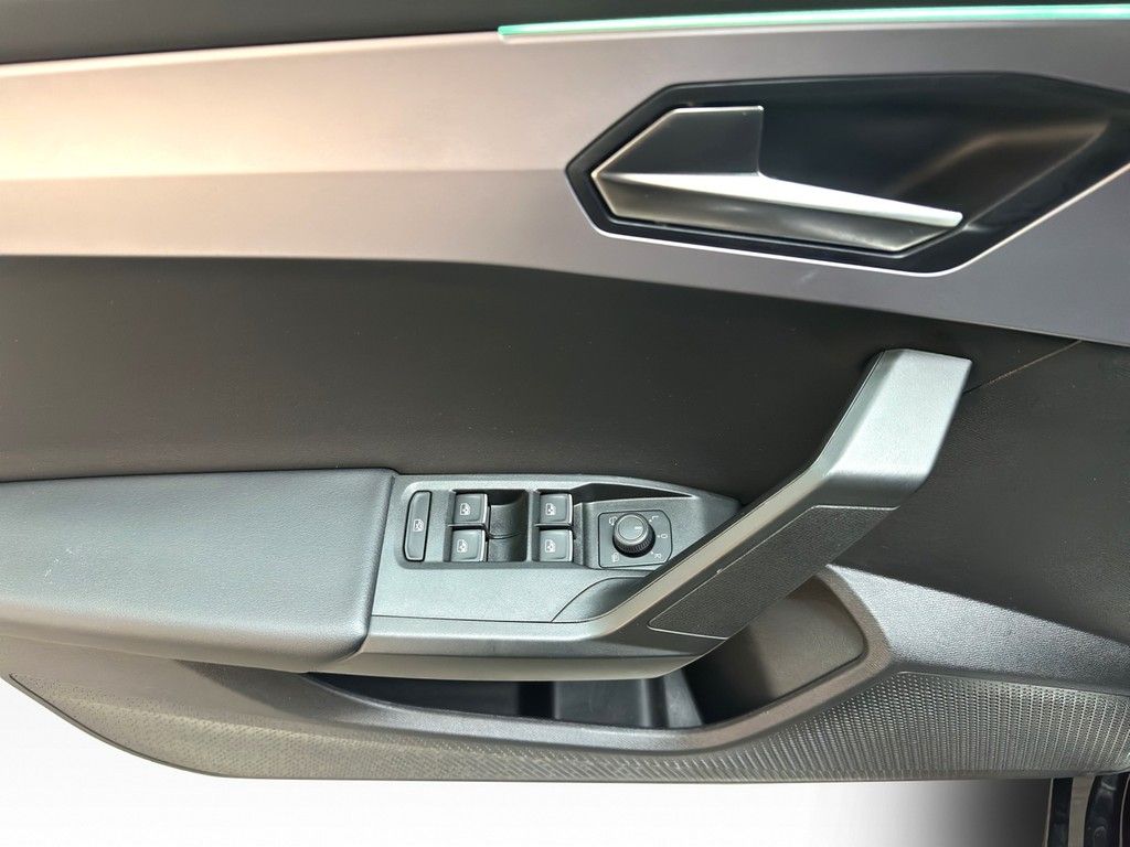 Seat Leon Sportstourer 2.0 TDI DSG FR AHK*LED*VIRTUAL