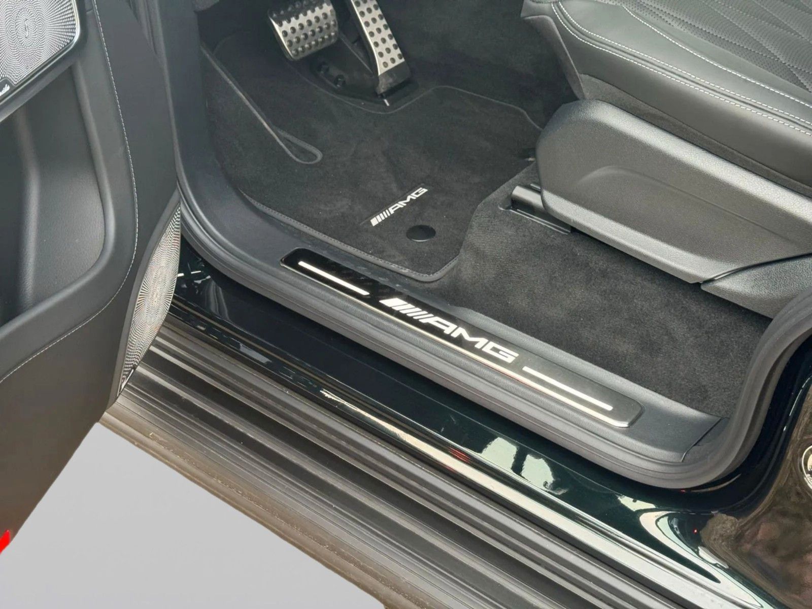 Mercedes-Benz G 63 AMG - Samsaru's Car Outlet