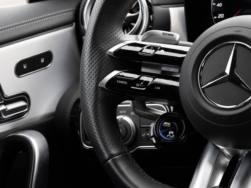 Mercedes-Benz CLA 35 AMG 4M - Samsaru's Car Outlet