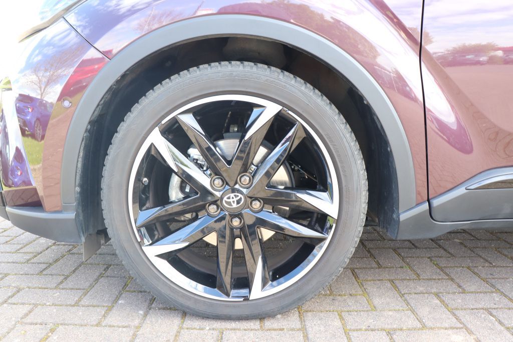 Toyota C-HR 2.0 Hybrid GR Sport - Samsaru's Car Outlet