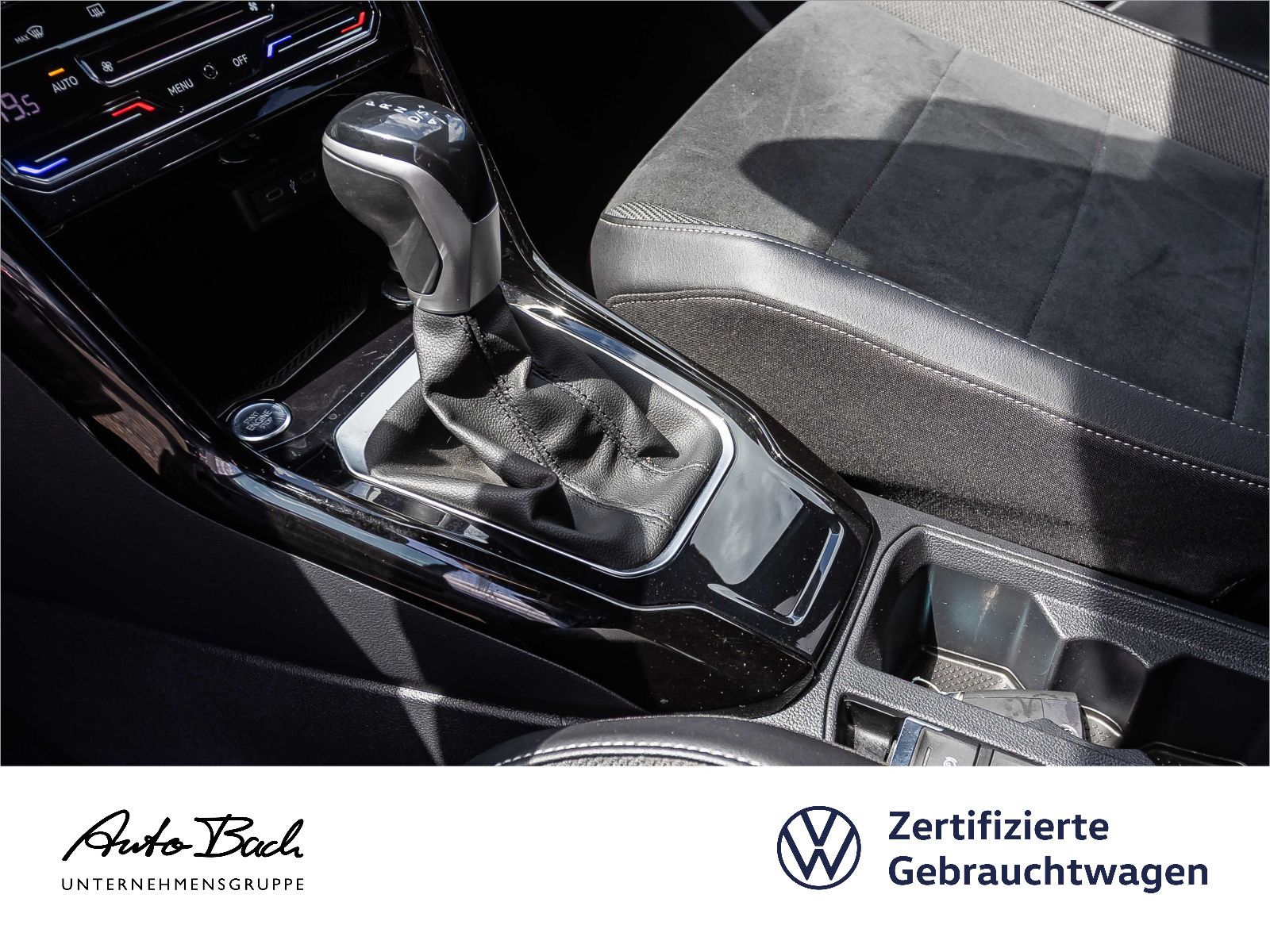 Volkswagen T-Roc 1.5 TSI R-Line - Samsaru's Car Outlet