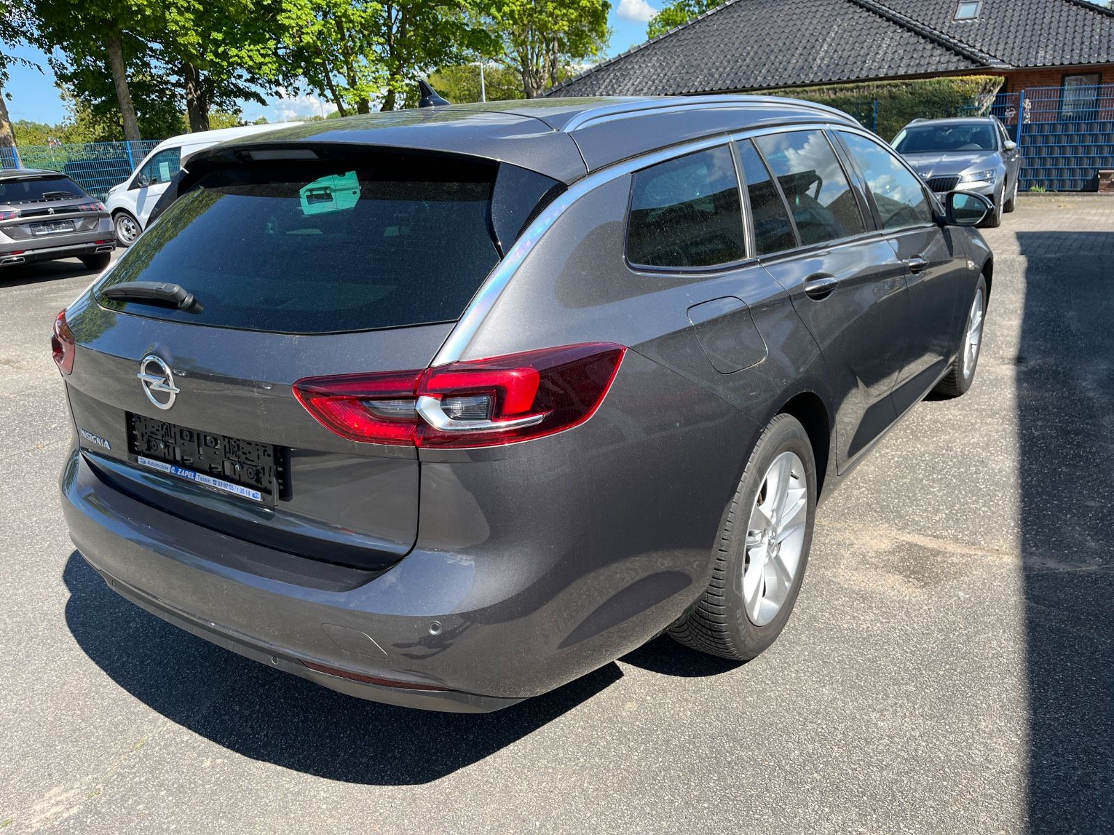 Opel Insignia B ST 1,5 D Aut. Business - Samsaru's Car Outlet