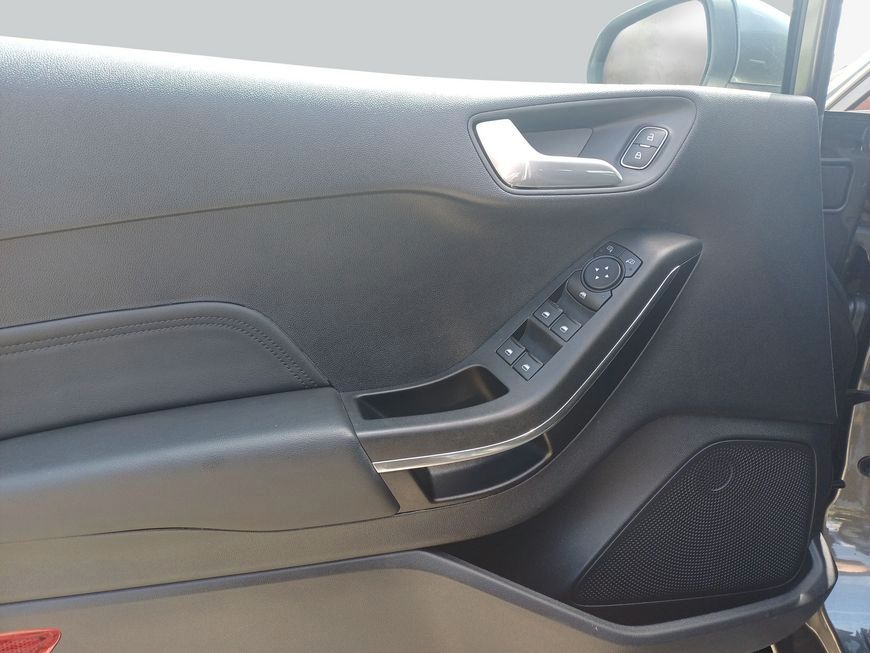 Ford Fiesta 1.0 EcoBoost Hybrid S&S Aut. TITANIUM X