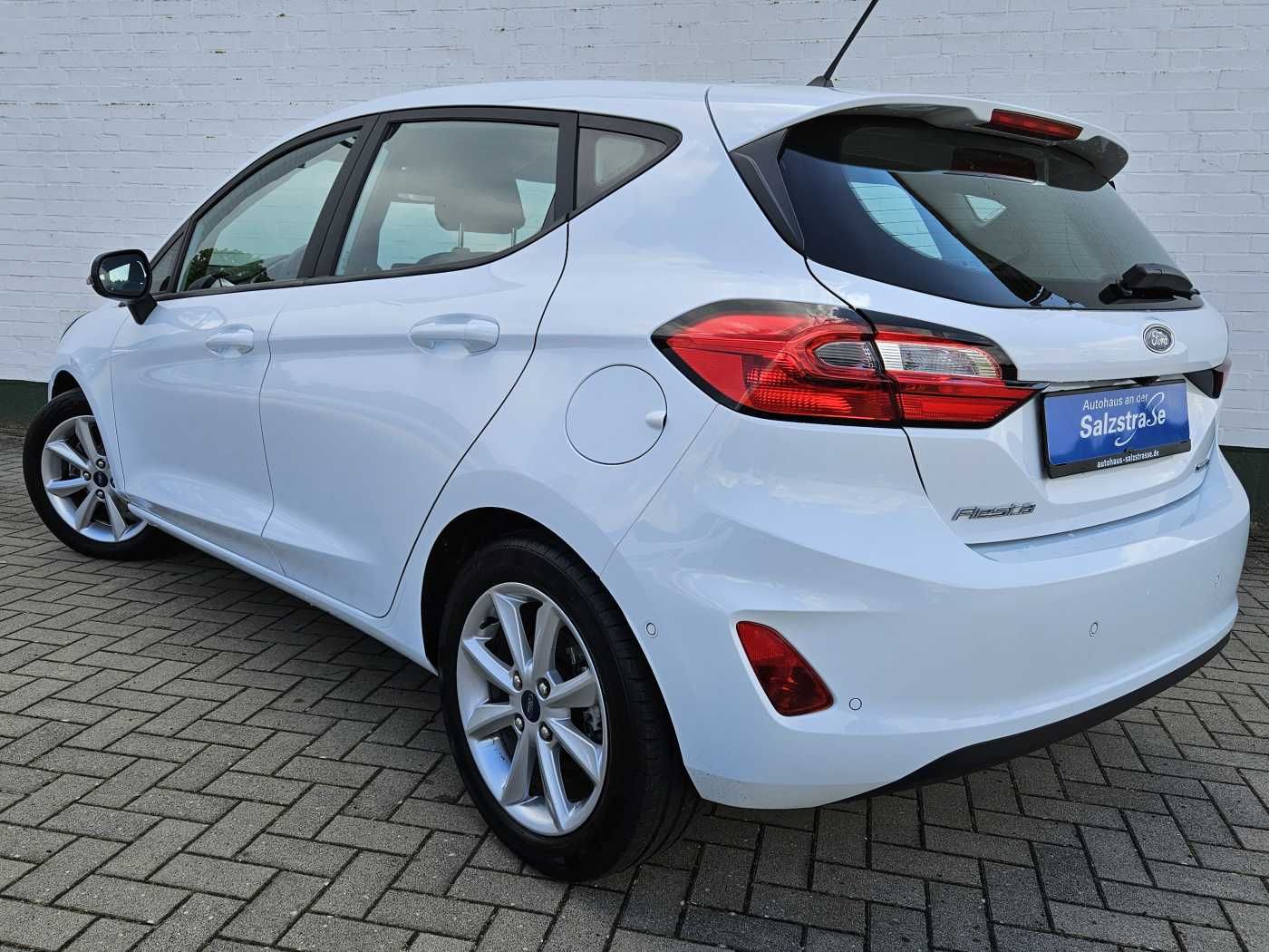 Ford Fiesta Hybrid Aut. - Samsaru's Car Outlet