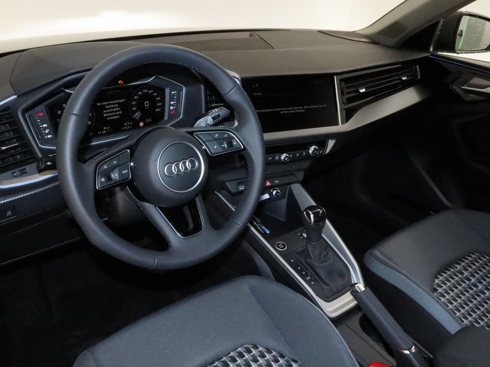 Audi A1 Sportback 30 TFSI S line - Samsaru's Car Outlet