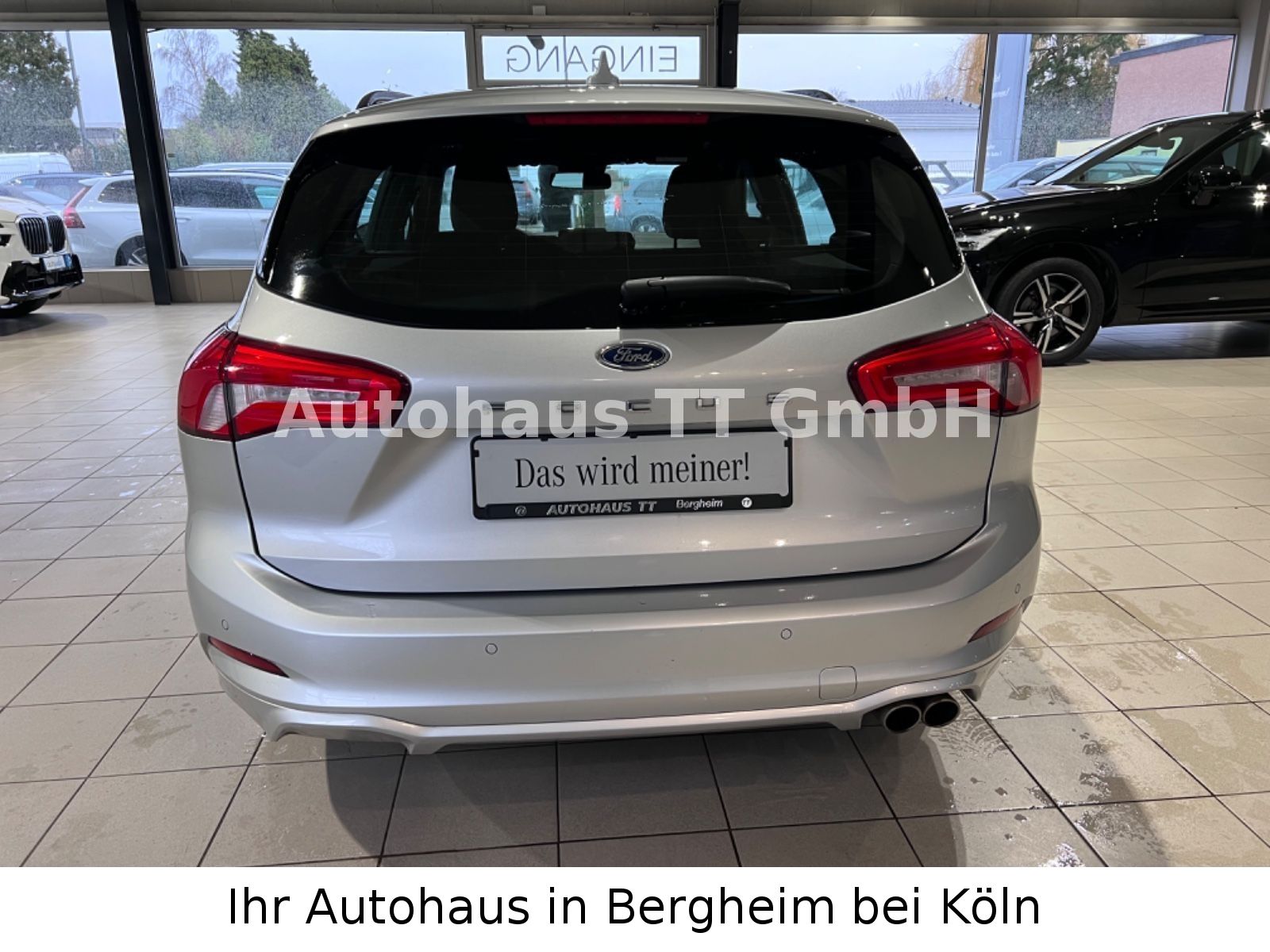 Ford Focus ST-Line Turnier - Samsaru's Car Outlet