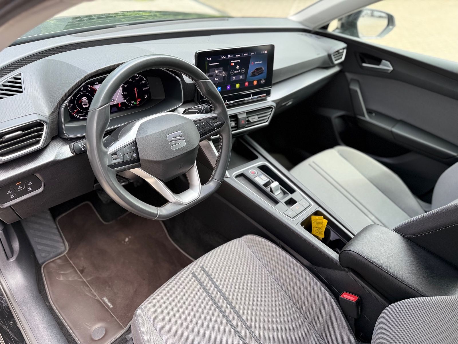 Seat Leon Style DSG - Samsaru's Car Outlet