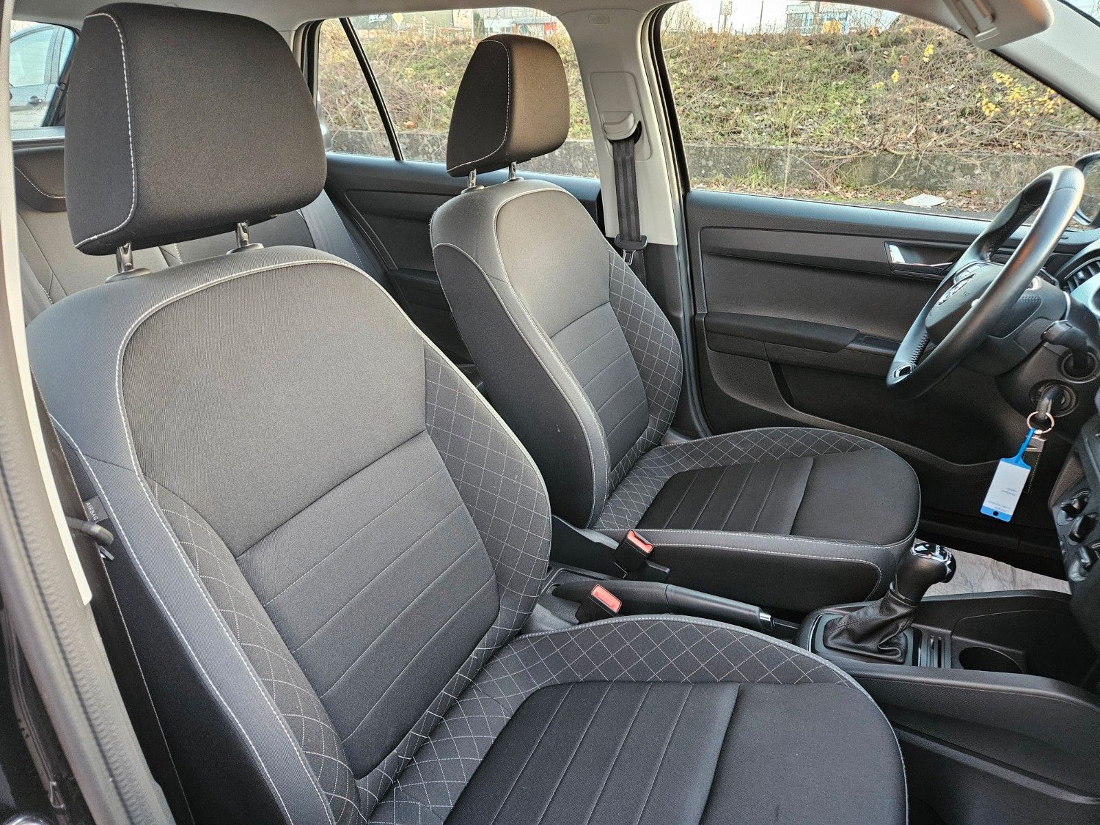 Skoda Fabia Combi Ambition - Samsaru's Car Outlet