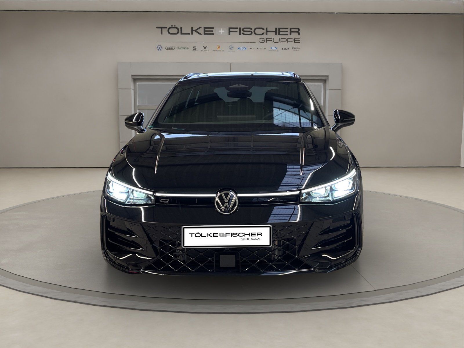 Volkswagen Passat Variant 2.0 TDI 4Motion R-Line DCC Pano