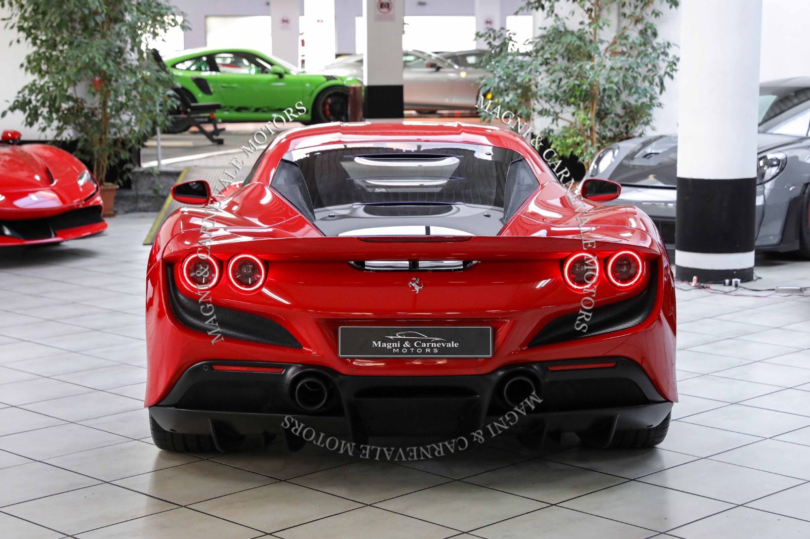 Ferrari F8 Tributo - Samsaru's Car Outlet