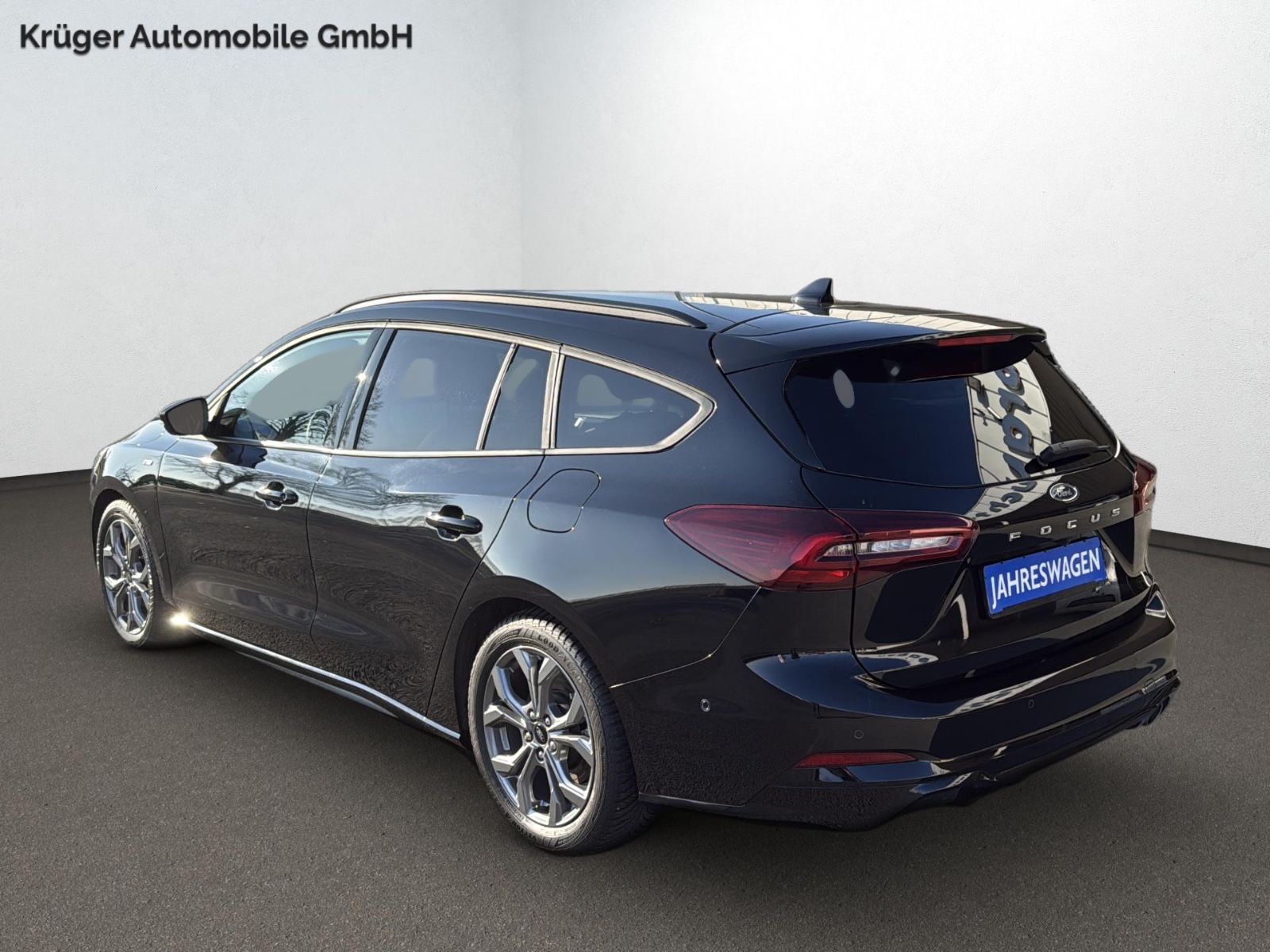 Ford Focus Turnier ST-Line X Aut  LED Head Up aAHK