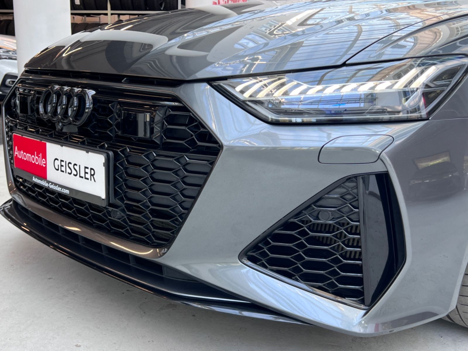 Audi RS6 4.0 TFSI  DynamikPlus+305kmh+Panoramad.+HUD