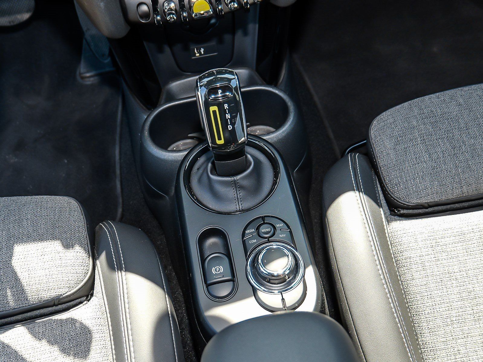 MINI Cooper SE 3-Türer - Samsaru's Car Outlet