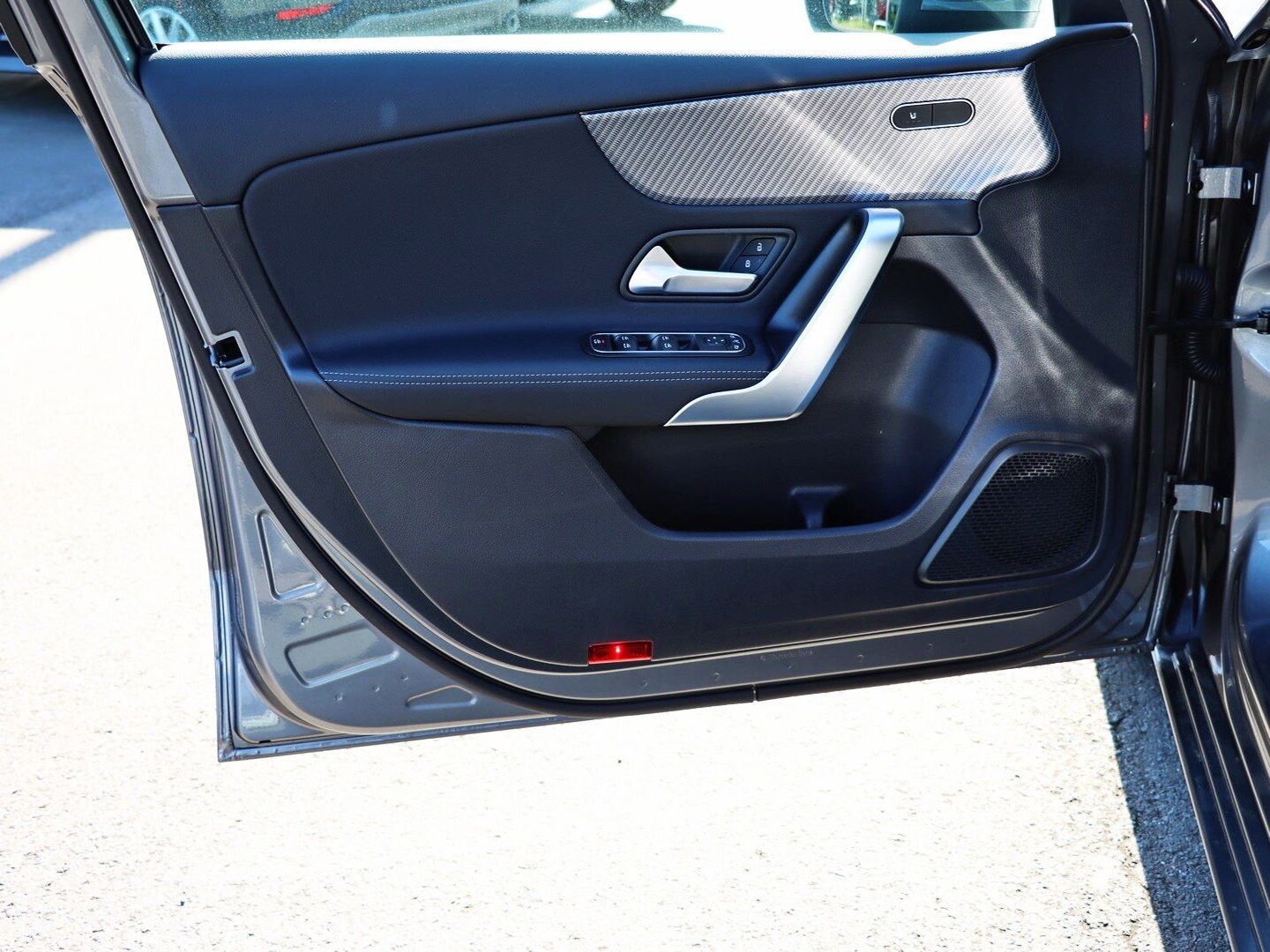 Mercedes-Benz A 200 Progressive - Samsaru's Car Outlet