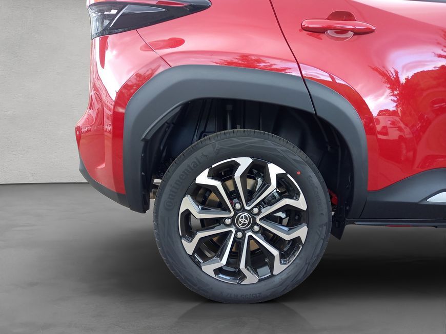 Toyota Yaris Cross Teamplayer Safety-Paket Winter-Paket